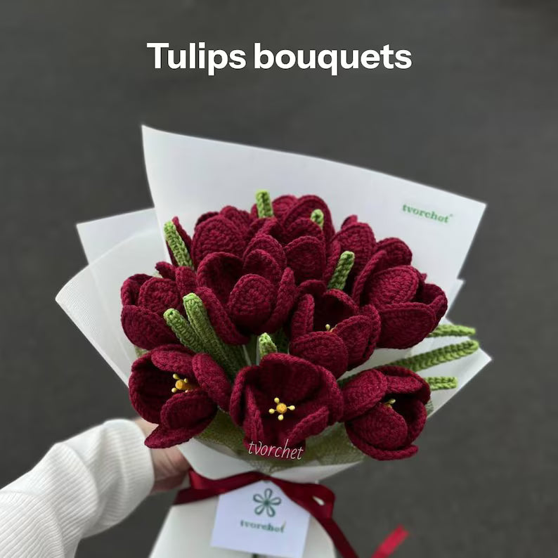 red tulip bouquet